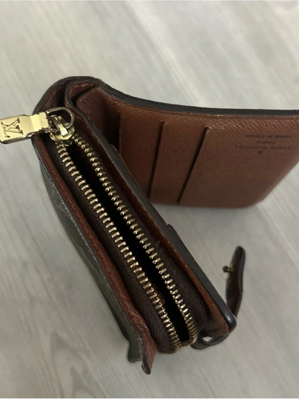 Louis Vuitton Classic Compact Zippe Wallet